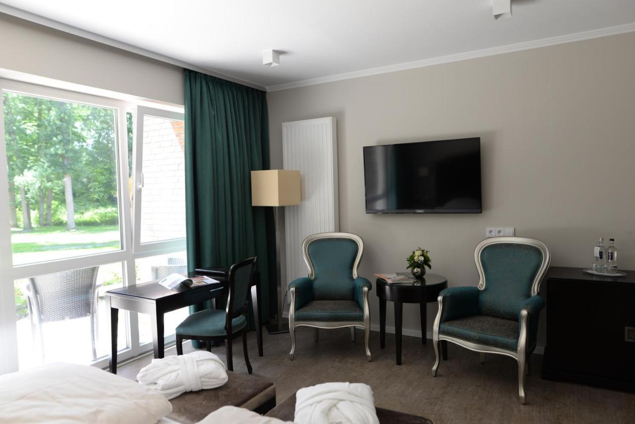 Gut Altona Hotel Dotlingen Luaran gambar