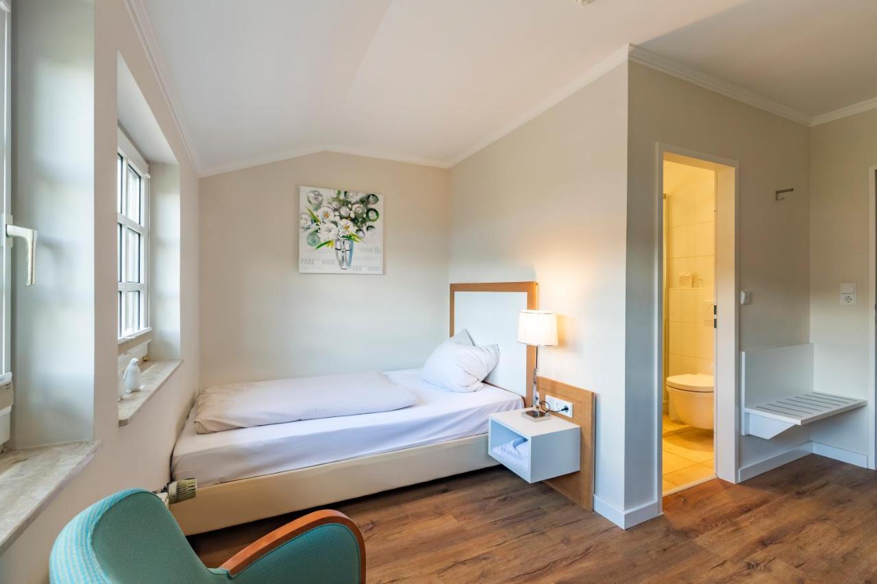 Gut Altona Hotel Dotlingen Luaran gambar