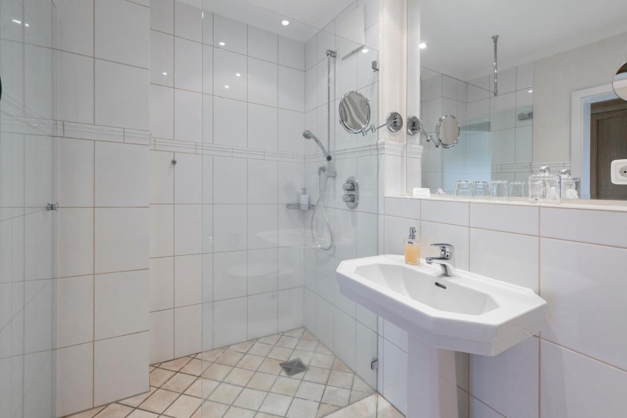 Gut Altona Hotel Dotlingen Luaran gambar