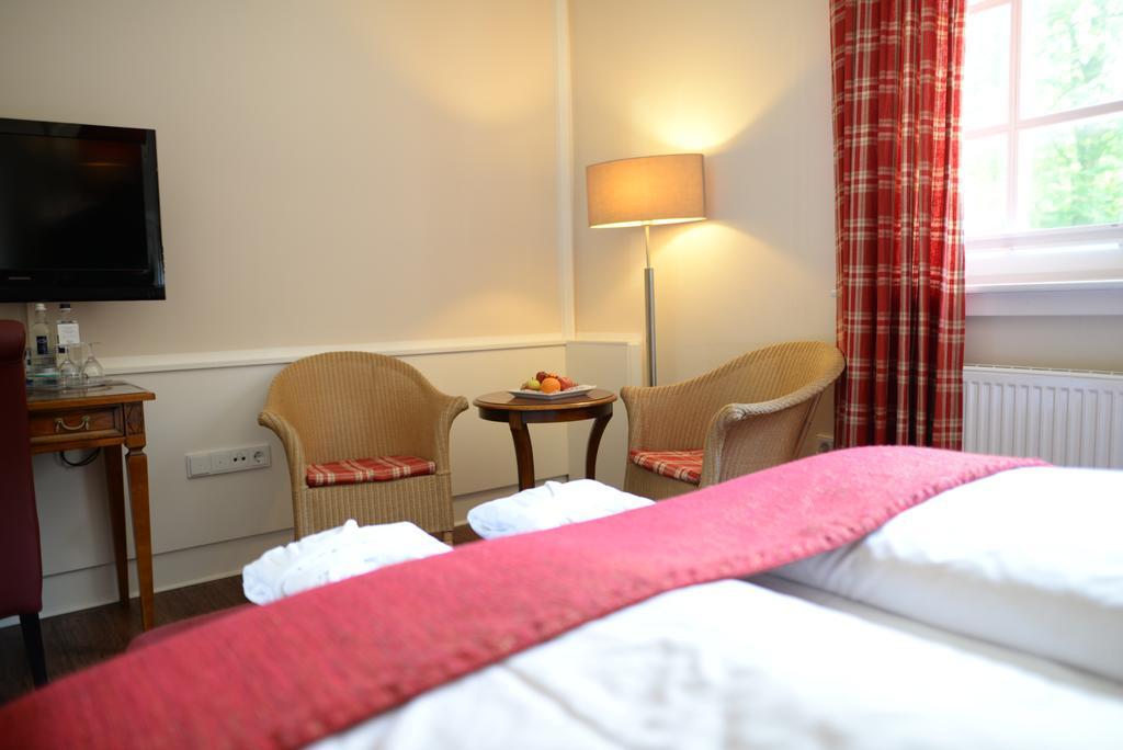 Gut Altona Hotel Dotlingen Luaran gambar